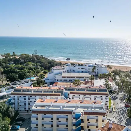 Passport - 201 By Hellovacations * Albufeira